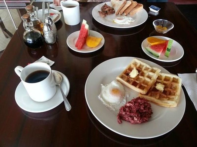 Dulcinea Hotel And Suites Мактан Экстерьер фото
