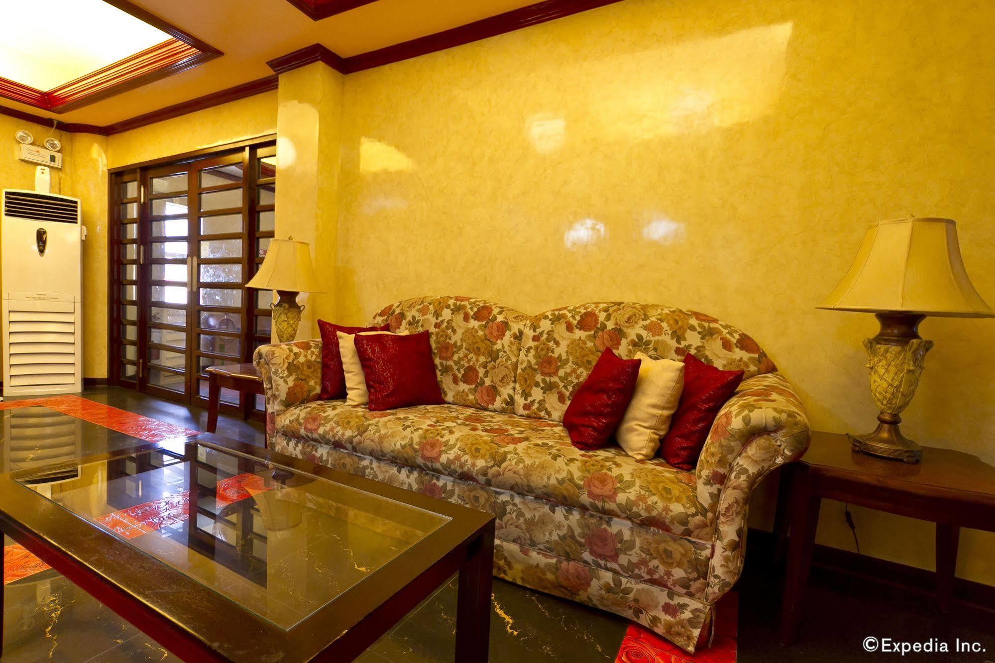 Dulcinea Hotel And Suites Мактан Экстерьер фото